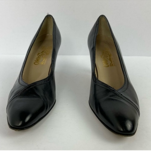 Salvatore Ferragamo Leather Heels Black Pumps Size 9 Minimalist Almond Toe Shoes - Picture 9 of 11